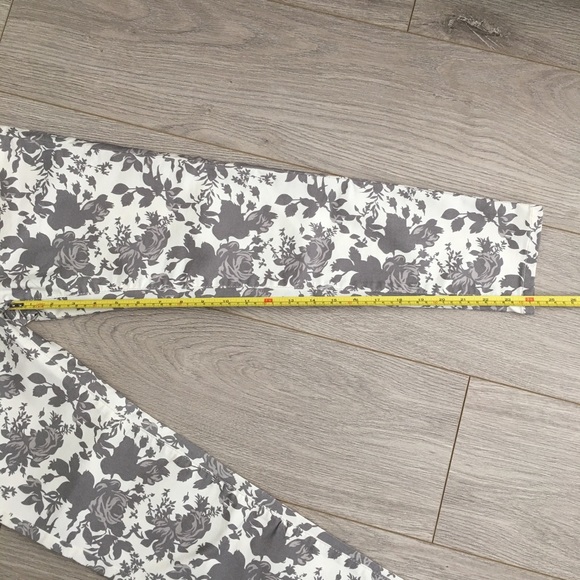 BOSSINI Ankle Length Pant ( NWT ) - Picture 3 of 4